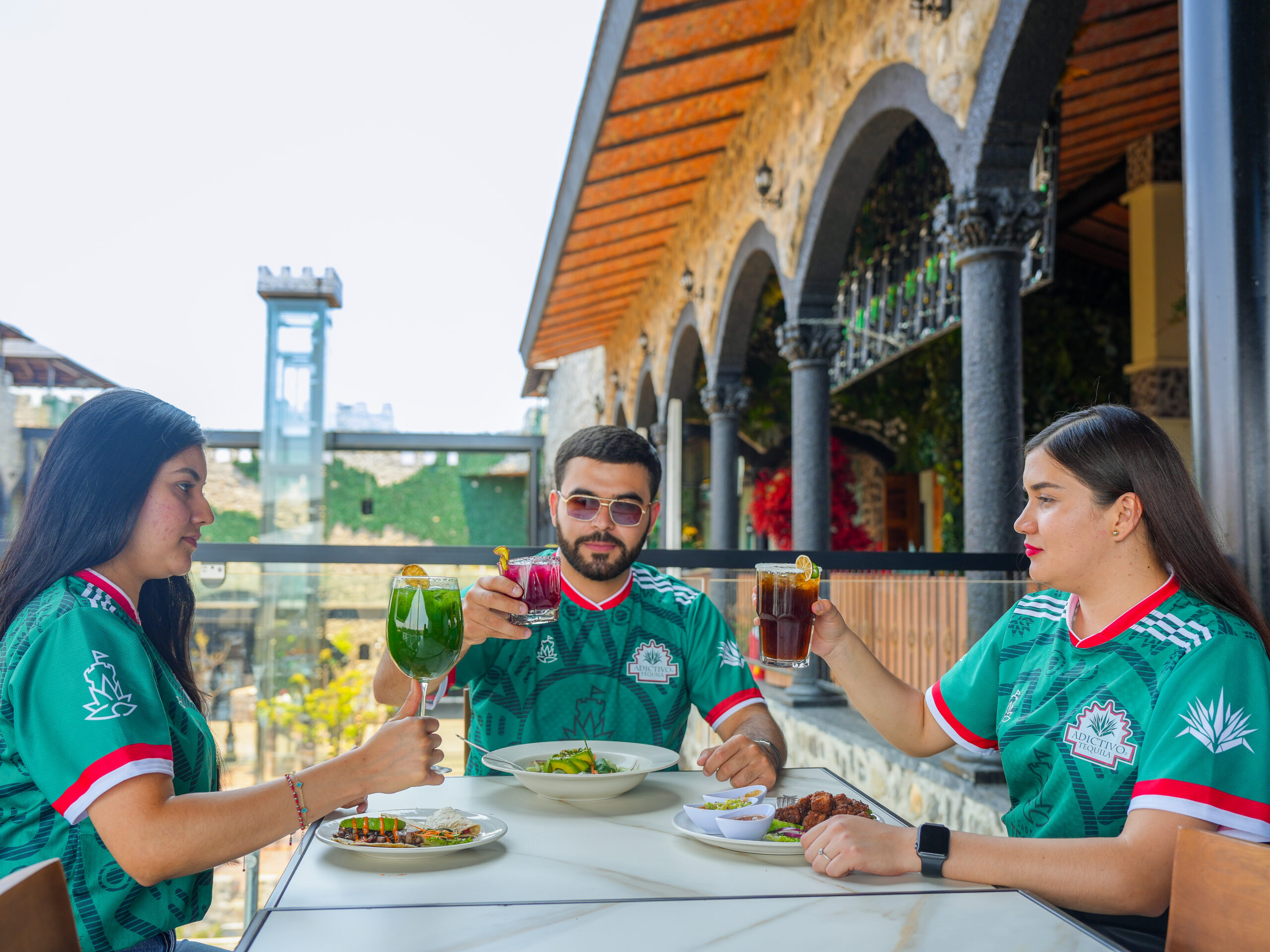 COMIDA TERRAZA ADICTIVO